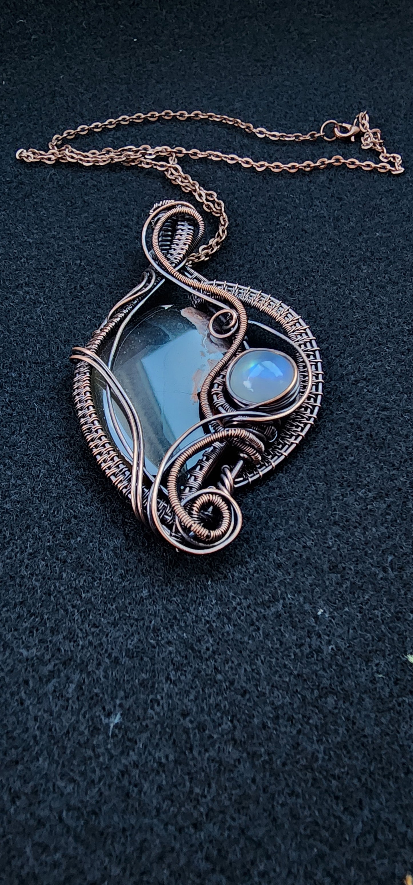 Oregon Black Tube Agate with Moonstone
